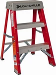 Louisville Steps, 2' High, Type Ia Rating, Fiberglass Ladder 300 Lb Ca.... Fixed Price $152.17.